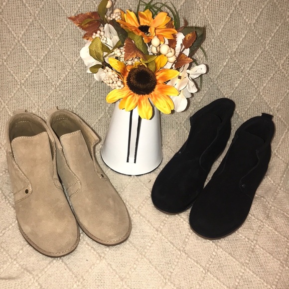 BearPaw Shoes - beige brown only $10 Each 1 color are Available